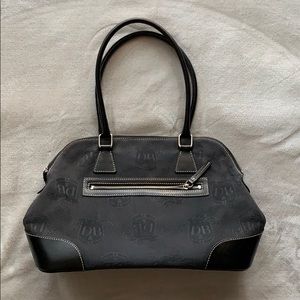 Dooney & Bourke Genuine Large Leather Purse Logo